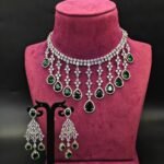 Royal Verdant Teardrop Jewellery