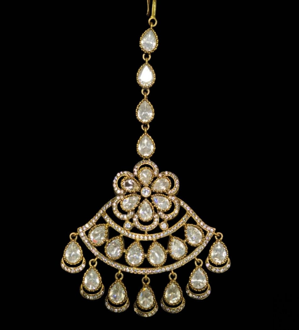 Regal Victorian Polki Sheeshphool Mang Tikka Regal Victorian Polki Sheeshphool Mang Tikka