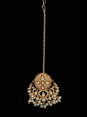 Traditional Rajasthani Gold‑Plated Borla Mang Tikka with Kundan & Pearl Accents